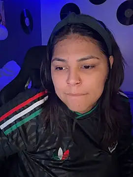 miacanela xo online show from July 29, 2026, 2:33 am