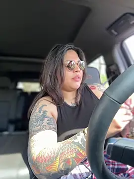 miacanela xo online show from April 20, 2026, 8:21 pm