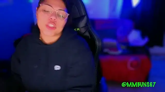 miacanela xo online show from October 25, 2025, 1:49 am