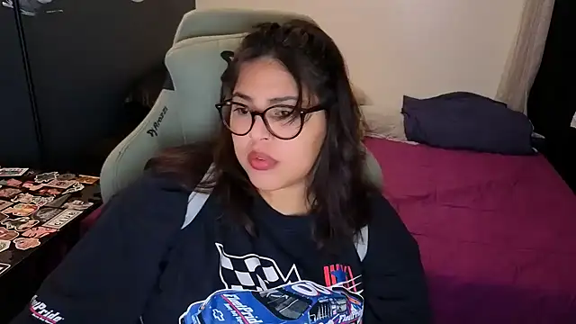 Snapshot of miacanela_xo chatting on June 7, 2026, 12:38 am miacanela xo online show from June 7, 2026, 12:38 am