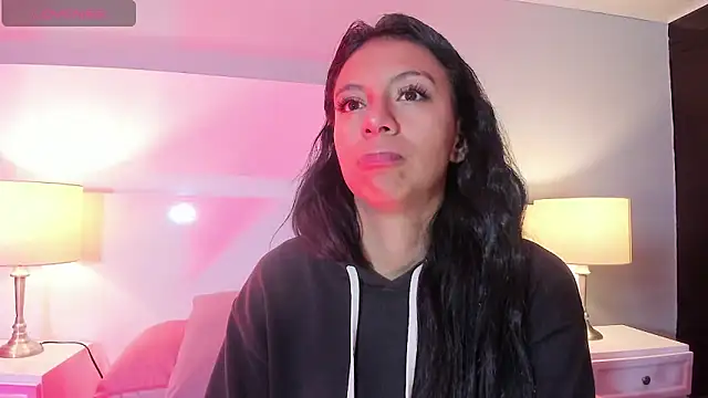 Tamaraakins online show from October 24, 2025, 1:10 pm