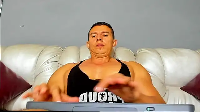 derekk frostt online show from November 24, 2025, 3:01 pm