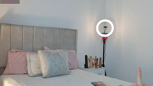 1m megan online show from April 19, 2026, 3:51 am