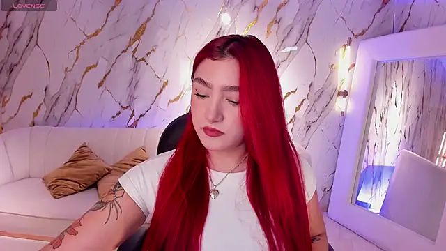 ViolettCastel online show from October 22, 2025, 7:13 pm