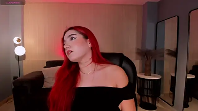 ViolettCastel online show from October 28, 2025, 6:51 pm