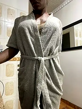 sweetsarabig22cm online show from December 1, 2025, 5:41 am