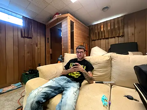 hungkubenski online show from October 21, 2025, 8:19 pm