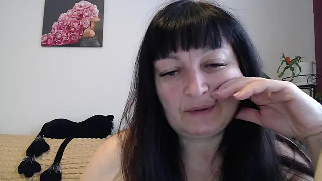 Snapshot of Women-pleasures chatting on October 15, 2025, 6:33 am Women-pleasures online show from October 15, 2025, 6:33 am