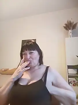 Snapshot of Women-pleasures chatting on November 11, 2025, 6:30 am Women-pleasures online show from November 11, 2025, 6:30 am