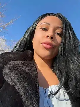 HaileyDiana online show from February 25, 2026, 2:17 pm