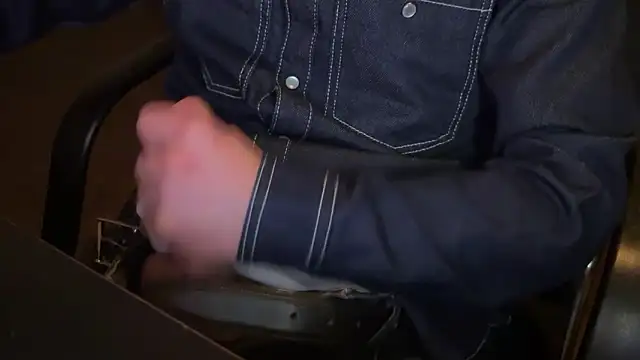 Snapshot of KendrickJiz chatting on April 4, 2026, 1:12 am KendrickJiz online show from April 4, 2026, 1:12 am