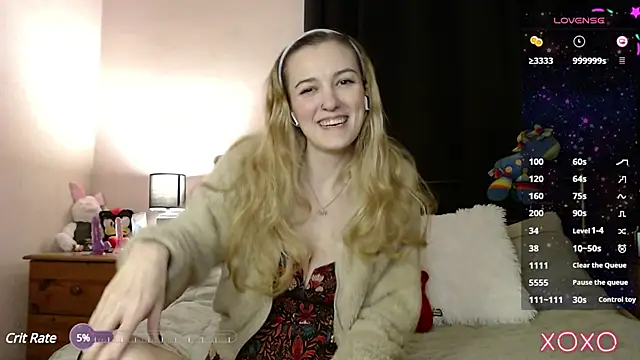 EllieeRose online show from February 17, 2025, 6:06 pm