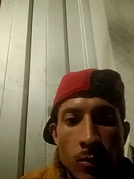 magrinhosafadoo33 online show from January 27, 2025, 5:03 am