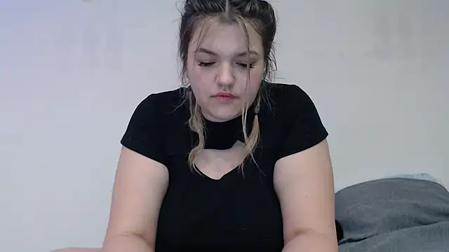 AnitaWillias online show from February 23, 2025, 2:18 am