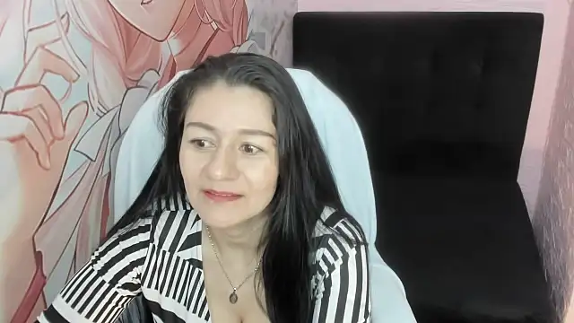 Snapshot of AllysonMilf69 chatting on October 14, 2025, 2:07 pm AllysonMilf69 online show from October 14, 2025, 2:07 pm