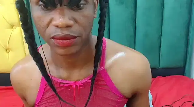 ANALLLxxxxxQUEEEEN28 online show from January 28, 2025, 11:17 am