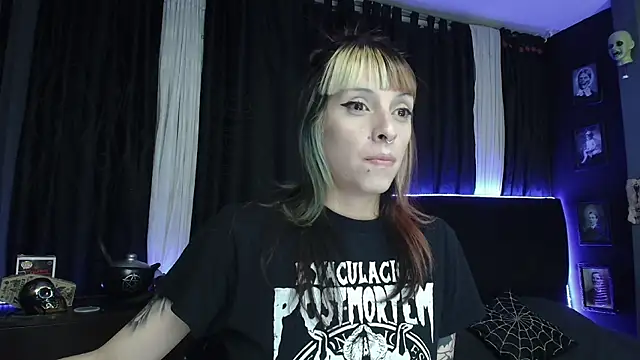 Snapshot of Goddess_Mortem chatting on September 12, 2025, 12:11 am Goddess Mortem online show from September 12, 2025, 12:11 am