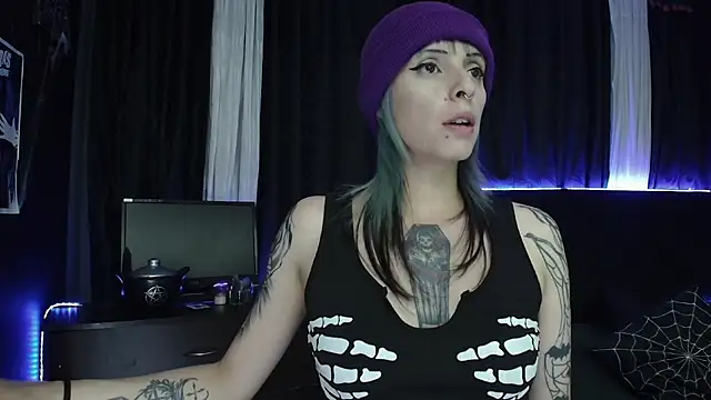 Snapshot of Goddess_Mortem chatting on September 29, 2025, 10:48 pm Goddess Mortem online show from September 29, 2025, 10:48 pm