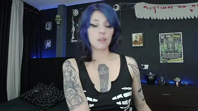 Snapshot of Goddess_Mortem chatting on February 28, 2025, 12:10 am Goddess Mortem online show from February 28, 2025, 12:10 am