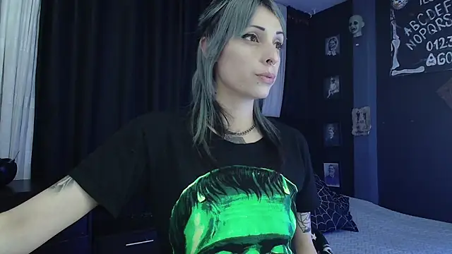 Goddess Mortem online show from November 17, 2025, 11:31 pm