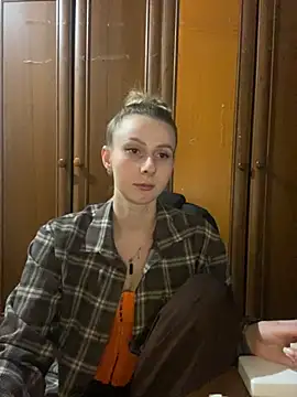 Snapshot of Ameli_Li chatting on October 27, 2025, 1:28 am Ameli Li online show from October 27, 2025, 1:28 am