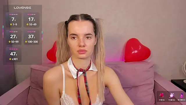 Snapshot of Erika_Carpenter chatting on February 19, 2025, 11:57 pm Erika Carpenter online show from February 19, 2025, 11:57 pm