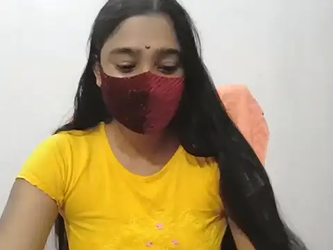 Snapshot of Chitrani- chatting on February 15, 2026, 6:07 pm Chitrani- online show from February 15, 2026, 6:07 pm