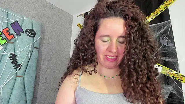 Valeria  soler online show from October 30, 2025, 2:58 pm