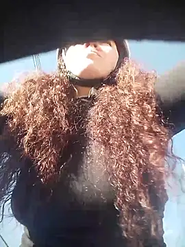 Valeria  soler online show from October 24, 2025, 12:59 pm