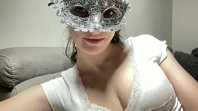 lexihot0000 online show from December 5, 2024, 3:44 pm