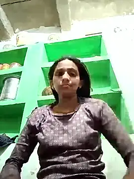 Baby  Shreya online show from April 7, 2026, 9:05 pm