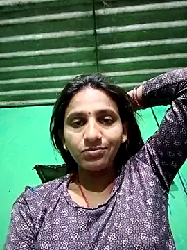 Baby  Shreya online show from December 17, 2025, 9:09 pm