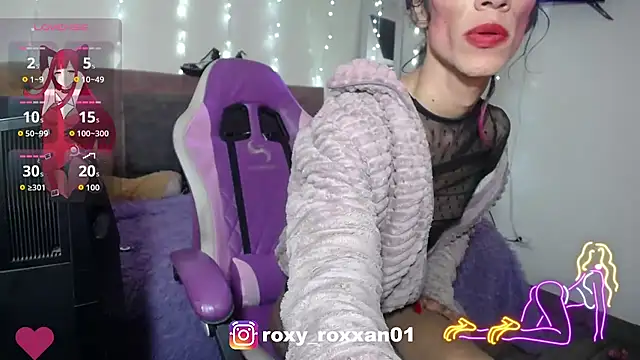 roxy roxxan online show from March 4, 2026, 2:30 am