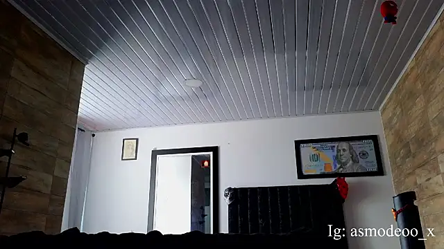 Snapshot of AsmodeoCox chatting on October 18, 2025, 2:19 pm AsmodeoCox online show from October 18, 2025, 2:19 pm