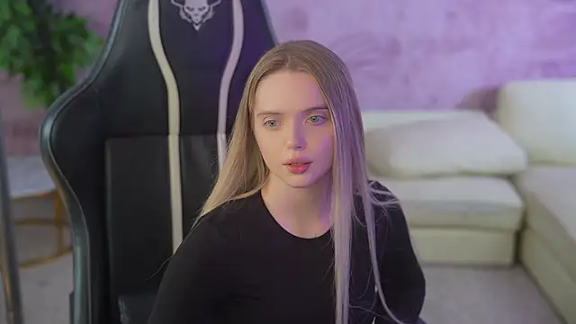 Snapshot of Cassy-Celestial_ chatting on November 1, 2025, 11:26 am Cassy-Celestial online show from November 1, 2025, 11:26 am