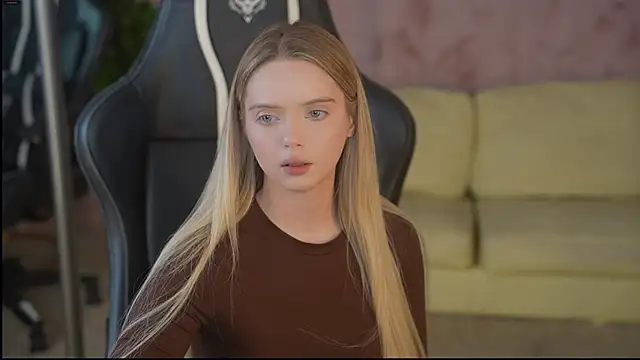 Snapshot of Cassy-Celestial_ chatting on November 4, 2025, 8:40 am Cassy-Celestial online show from November 4, 2025, 8:40 am