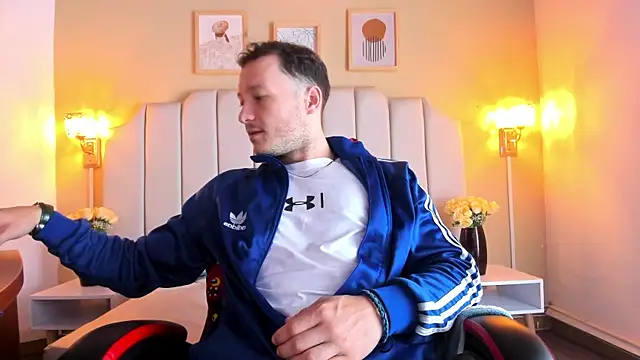 Snapshot of juan_prior chatting on January 12, 2026, 1:18 pm juan prior online show from January 12, 2026, 1:18 pm