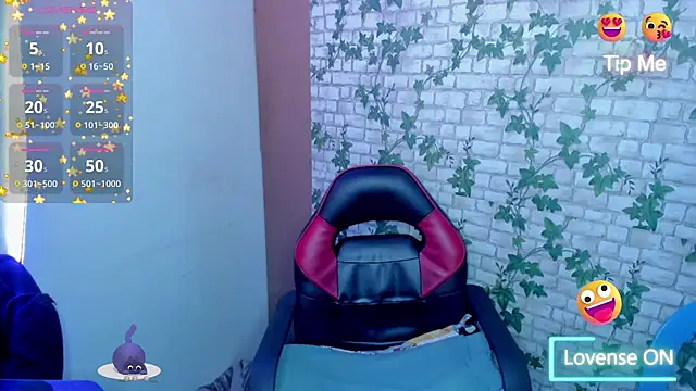 MIABOOBS   online show from November 26, 2025, 6:02 am