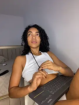 Snapshot of nicoleebony1 chatting on February 5, 2026, 8:04 pm nicoleebony1 online show from February 5, 2026, 8:04 pm