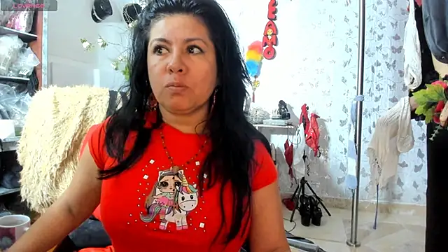 Snapshot of Erlinda-engel chatting on June 12, 2026, 11:30 am Erlinda-engel online show from June 12, 2026, 11:30 am