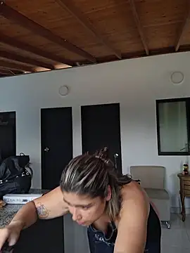 Juliietha servas online show from March 13, 2026, 5:29 pm