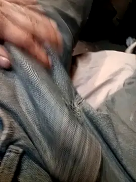 ySqmbVanbe online show from December 18, 2025, 5:50 pm