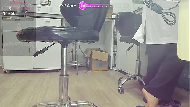 Snapshot of Kathylove_2023 chatting on January 15, 2026, 6:39 am Kathylove 2023 online show from January 15, 2026, 6:39 am