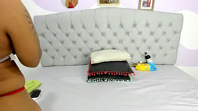 Snapshot of BRIYITHMENA chatting on September 29, 2025, 12:11 pm BRIYITHMENA online show from September 29, 2025, 12:11 pm