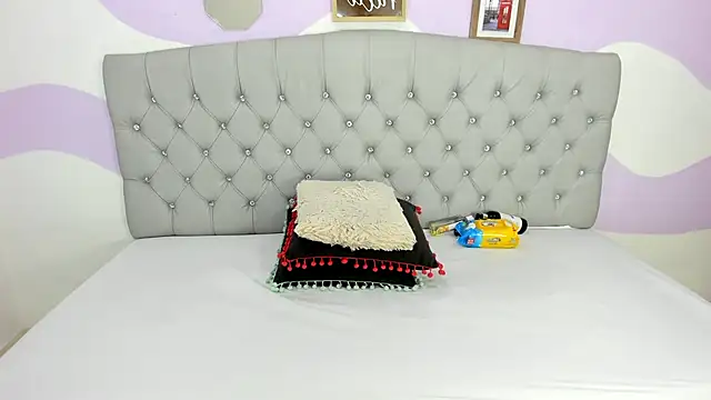 Snapshot of BRIYITHMENA chatting on September 9, 2025, 1:20 pm BRIYITHMENA online show from September 9, 2025, 1:20 pm