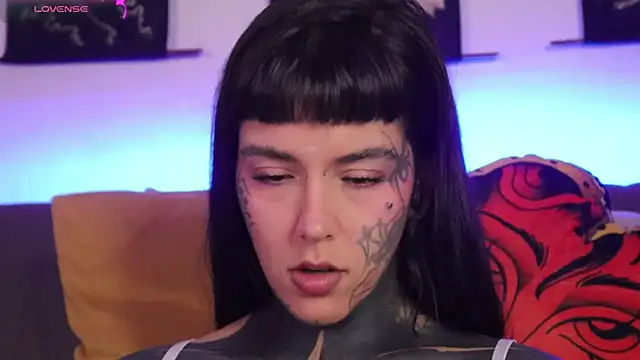 SylveonFox online show from November 21, 2025, 10:25 am