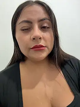 Sol biglips online show from March 14, 2026, 10:05 pm