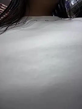 Snapshot of Sol_biglips chatting on January 13, 2025, 9:31 pm Sol biglips online show from January 13, 2025, 9:31 pm