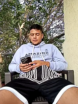 Nathan mason  online show from February 25, 2025, 12:16 pm