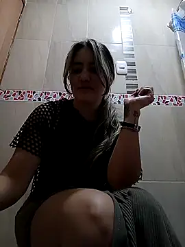 Snapshot of Euphorias55 chatting on January 14, 2025, 7:11 pm Euphorias55 online show from January 14, 2025, 7:11 pm